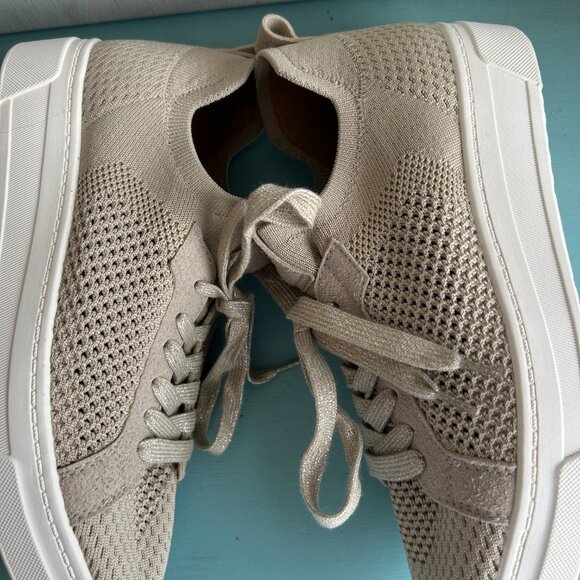 NWT White Mountain Uncut Slip On Sneakers Taupe Fabric Mid Top Size 7.5 Comfort - Picture 6 of 13